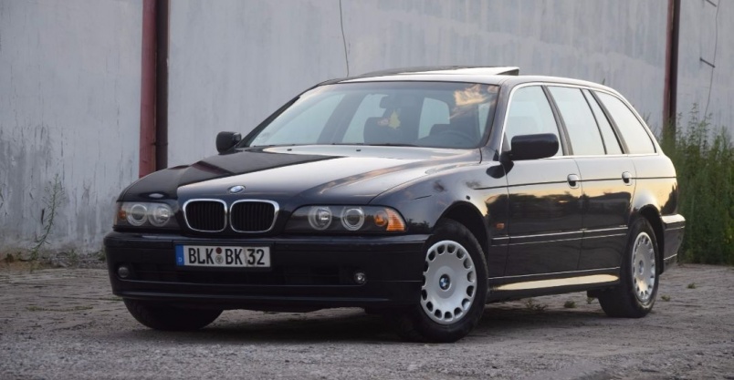 Seria5 BMW E 39 Lift 2001r. 2.2 170 KM opłacony PDC!! KLIMA!! Kliknięcie w obrazek spowoduje wyświetlenie jego powiększenia