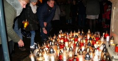 Spotkanie przeciwko nienawiści i przemocy w hołdzie zmarłemu prezydentowi Gdańska