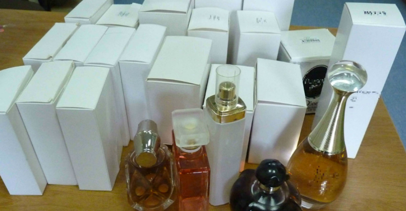Sprzedaż wysyłkowa podróbek perfum Kliknięcie w obrazek spowoduje wyświetlenie jego powiększenia