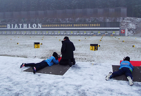 Zimowe strzelanie na Jamrozowej Polanie Kliknięcie w obrazek spowoduje wyświetlenie jego powiększenia